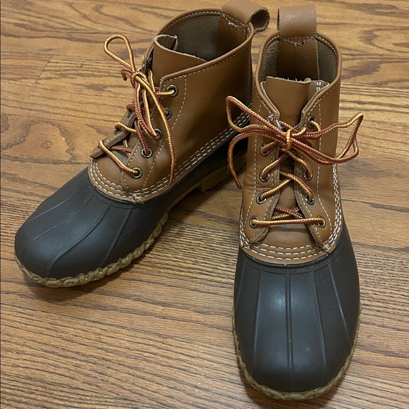 L.L. Bean Shoes - LL Bean Duck Bean Boots Womens Sz 8M Brown Leather Rubber Waterproof Rain USA